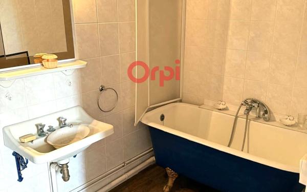 Maison à vendre    8 pièces •  Mailly-Maillet