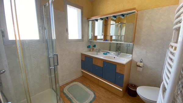 Maison entièrement rénovée de 150m2 Habitables