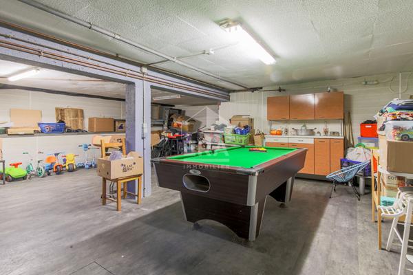 Maison d'Exception à Vendre à Beynes - 7 Chambres, 214 m² sur Terrain de 2568 m²
