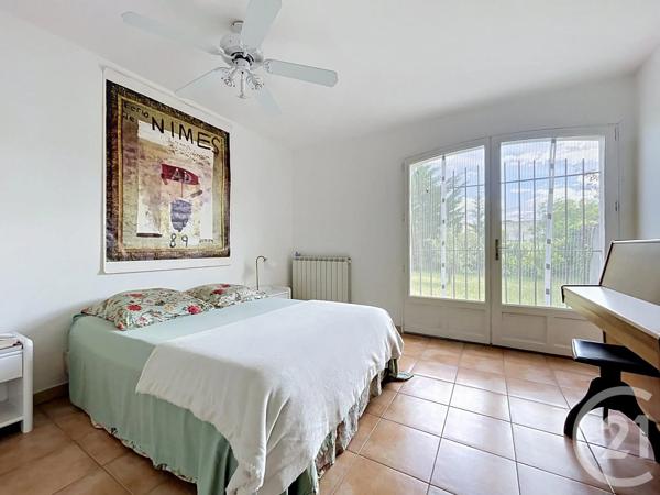 Maison à vendre  5 pièces - 213,60 m 2   BAGNOLS SUR CEZE  - 30