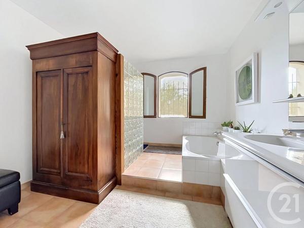 Maison à vendre  5 pièces - 213,60 m 2   BAGNOLS SUR CEZE  - 30