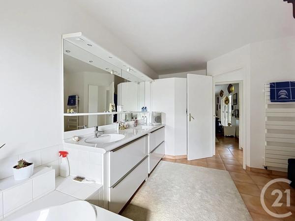 Maison à vendre  5 pièces - 213,60 m 2   BAGNOLS SUR CEZE  - 30