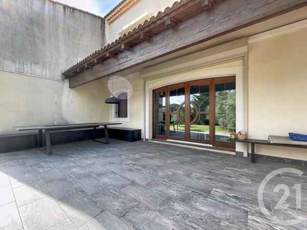 Maison à vendre  5 pièces - 213,60 m 2   BAGNOLS SUR CEZE  - 30