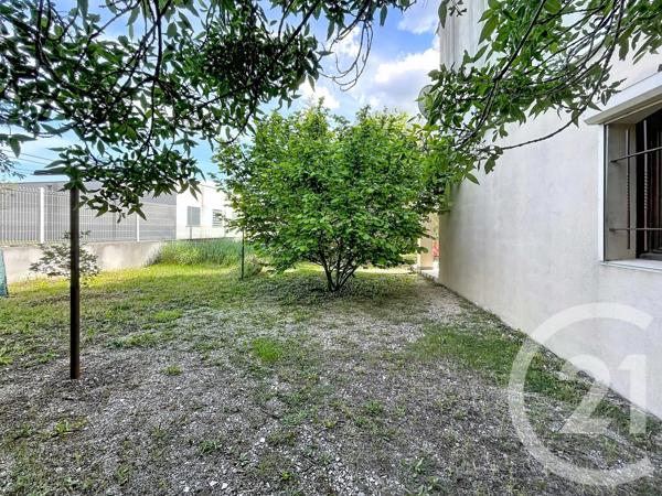 Maison à vendre  5 pièces - 213,60 m 2   BAGNOLS SUR CEZE  - 30