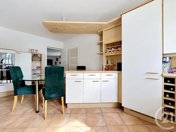 Maison à vendre  5 pièces - 213,60 m 2   BAGNOLS SUR CEZE  - 30