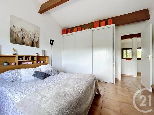 Maison à vendre  5 pièces - 213,60 m 2   BAGNOLS SUR CEZE  - 30