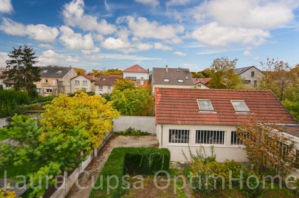 8 MIN RER B ANTONY CENTRE - MAISON 172 M² HABITABLES - 243 M² UTILES - 5 CHAMBRES - TERRAIN 459 M² - BATIMENT GARAGE ATELIER 150 M² - RAVALEMENT AVEC ISOLATION 2024