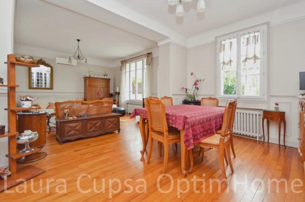 8 MIN RER B ANTONY CENTRE - MAISON 172 M² HABITABLES - 243 M² UTILES - 5 CHAMBRES - TERRAIN 459 M² - BATIMENT GARAGE ATELIER 150 M² - RAVALEMENT AVEC ISOLATION 2024