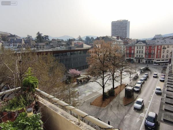 Appartement à rénover à vendre à Chambéry en Savoie (73000), ref : 73007-215   
Gare