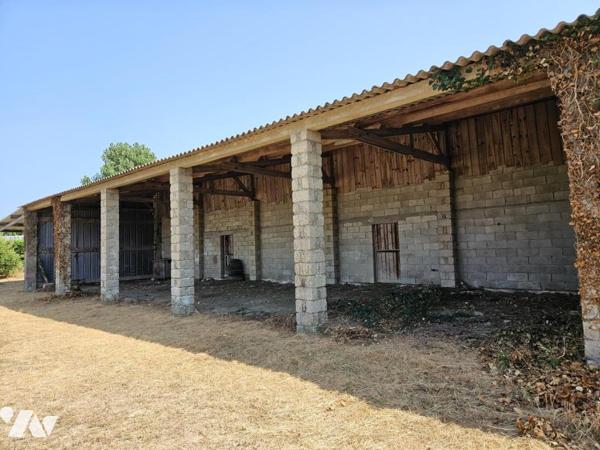 Maison haut potentiel entre bourg et plage