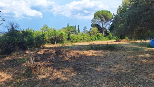 AIX OUEST TERRAIN CONSTRUCTIBLE 2 500m2