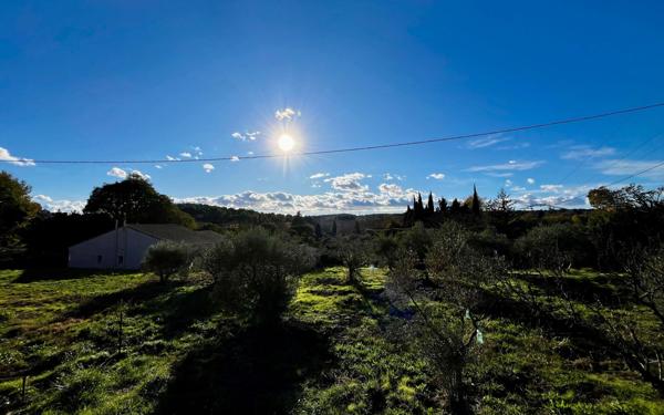 Maison à vendre    4 pièces •  Miramas