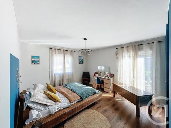 Maison à vendre  6 pièces - 169,06 m 2   CERET  - 66