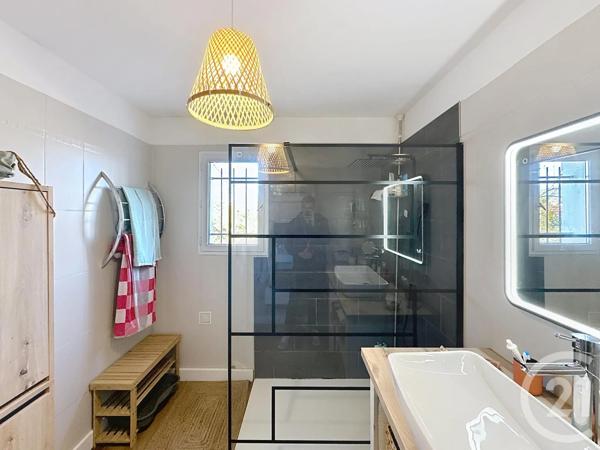 Maison à vendre  6 pièces - 169,06 m 2   CERET  - 66