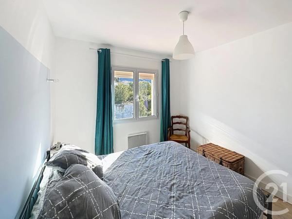 Maison à vendre  6 pièces - 169,06 m 2   CERET  - 66