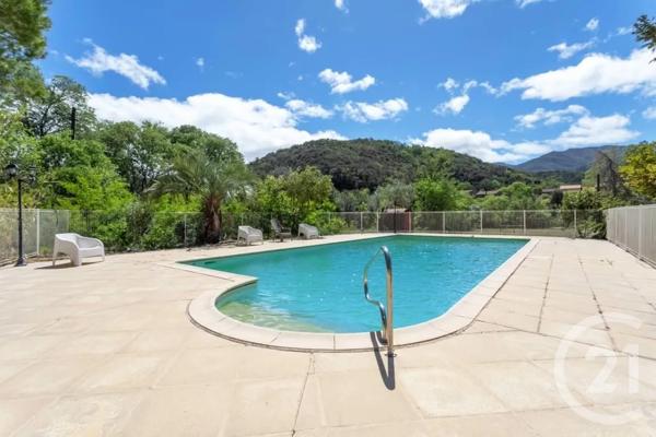 Maison à vendre  6 pièces - 169,06 m 2   CERET  - 66