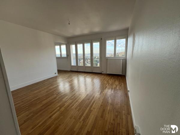 Appartement - Vendu - 65 m² - VERRIERES-LE-BUISSON | The Door Man