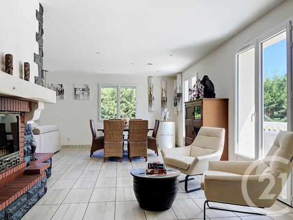 Maison à vendre  5 pièces - 177 m 2   LAVAUR  - 81