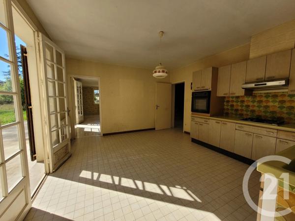 Maison à vendre  7 pièces - 170,51 m 2   MONTANS  - 81
