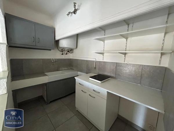 Appartement à louer 1 pièce 28m² Aix-en-Provence (13100)