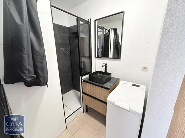 Appartement à louer 2 pièces 41.86m² Trith-Saint-Léger (59125)