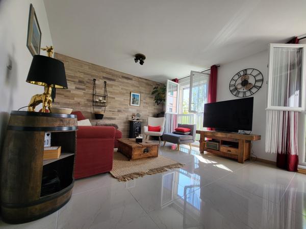 Martigues (13500) APPARTEMENT 4 PIECES TRAVERSANT 71M2 ENTIEREMENT RENOVE