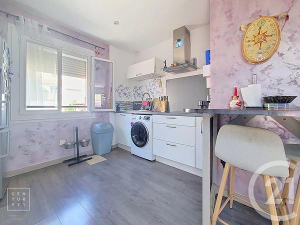 Maison à vendre  6 pièces - 120 m 2   ST ESTEVE  - 66