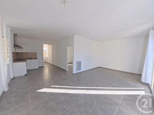 Appartement F3 à vendre  3 pièces - 76 m 2   LE BOULOU  - 66