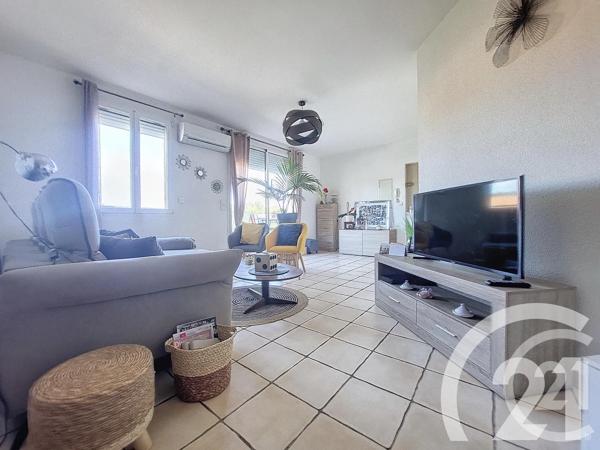 Appartement F3 à vendre  3 pièces - 76 m 2   LE BOULOU  - 66
