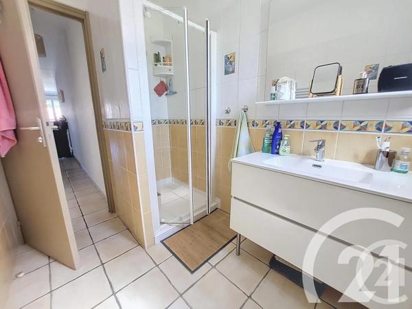 Appartement F3 à vendre  3 pièces - 76 m 2   LE BOULOU  - 66