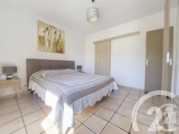 Appartement F3 à vendre  3 pièces - 76 m 2   LE BOULOU  - 66