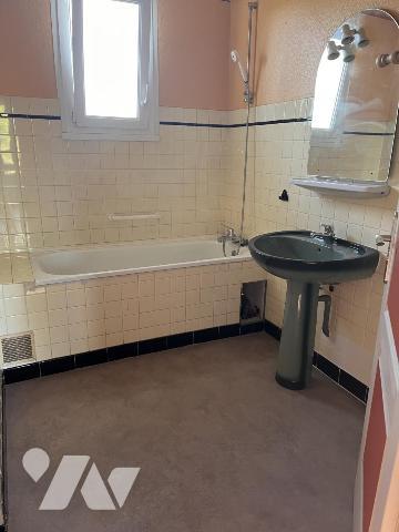 IDEAL INVESTISSEURS MAISON COMPOSEE DE 2 APPARTEMENTS