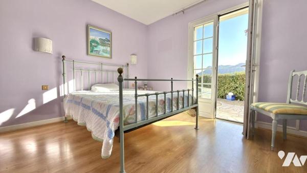LE MUY - Villa individuelle avec piscine et espaces extérieurs agréables