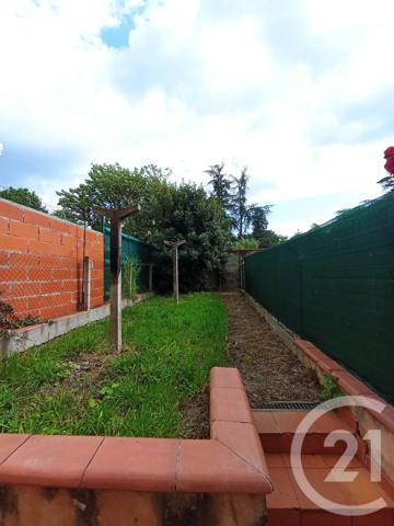 Immeuble à vendre  130 m 2   GRAULHET  - 81