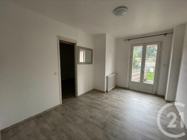Immeuble à vendre  130 m 2   GRAULHET  - 81