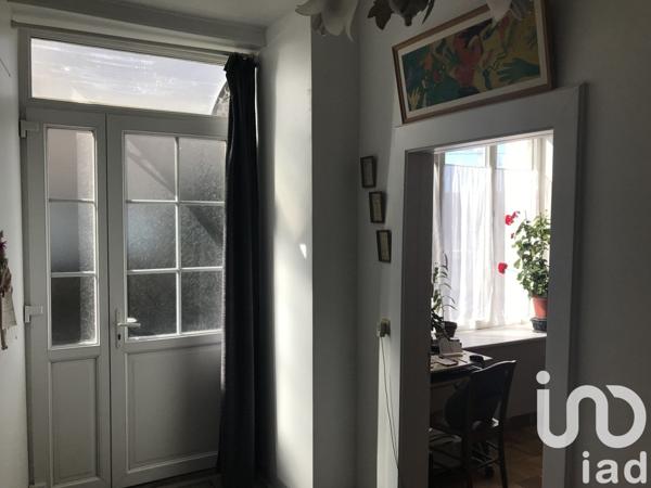 Maison de village 5 pièces de 130 m² à Lassay-les-Châteaux (53110)