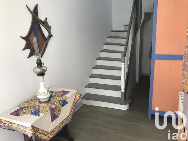 Maison de village 5 pièces de 130 m² à Lassay-les-Châteaux (53110)