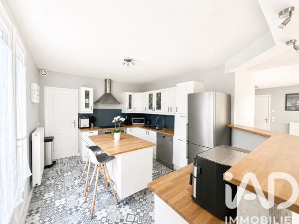 Maison à vendre 6 pièces 125 m² Saint-Pierre-du-Perray