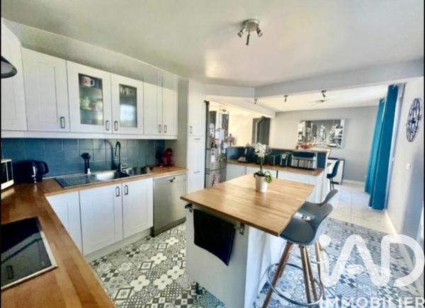 Maison à vendre 6 pièces 125 m² Saint-Pierre-du-Perray