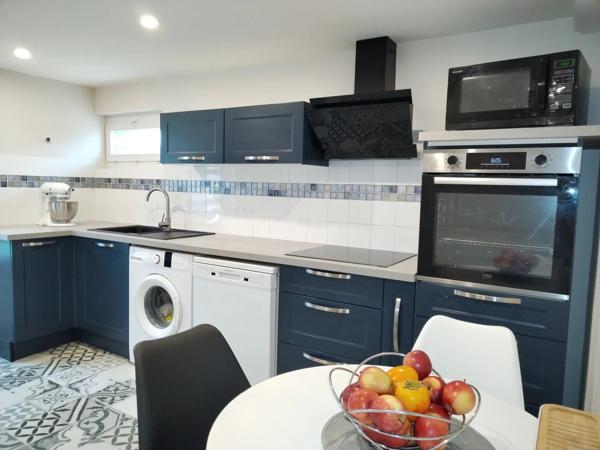 Maison de 144 m² composée de 2 logements de 72 m² chacun