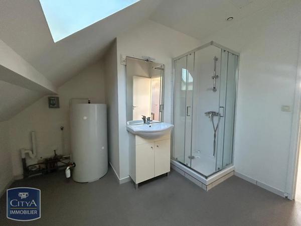 Appartement à louer 4 pièces 68.8m² Alençon (61000)
