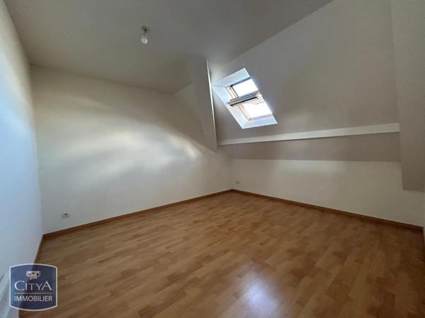 Appartement à louer 4 pièces 68.8m² Alençon (61000)