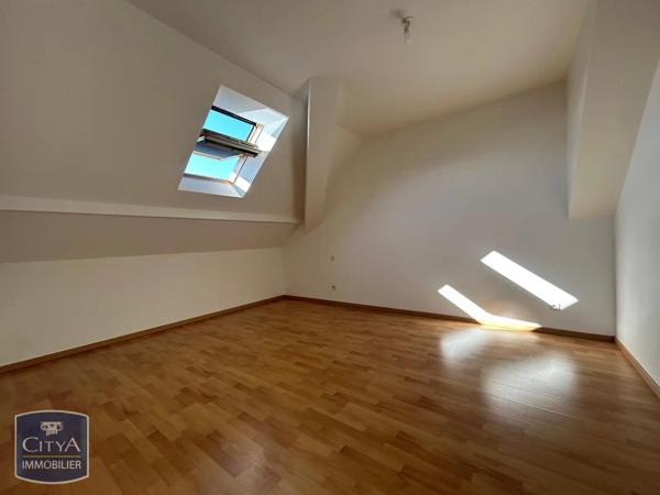 Appartement à louer 4 pièces 68.8m² Alençon (61000)