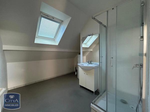 Appartement à louer 4 pièces 68.8m² Alençon (61000)