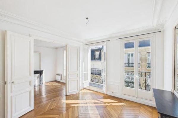 Vente - Appartement 2 pièces 53 m 2 Paris (75015)
