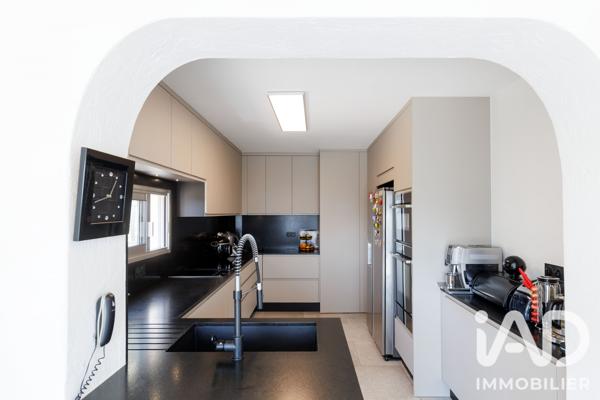 Maison à vendre 5 pièces 245 m² Fréjus