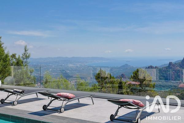 Maison à vendre 5 pièces 245 m² Fréjus