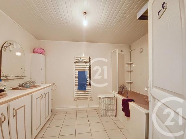 Maison à vendre  4 pièces - 107,31 m 2   LAGNIEU  - 01