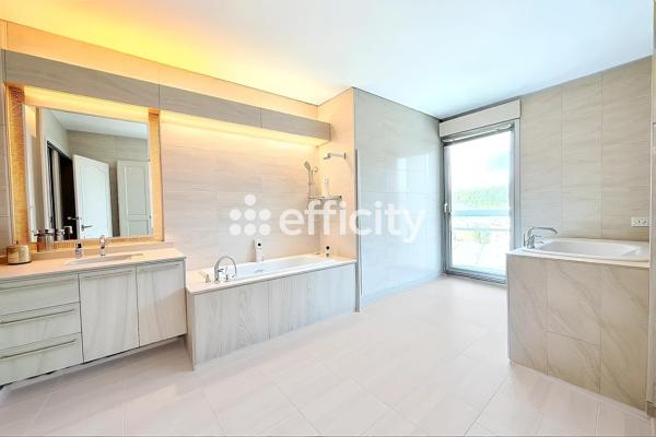 Appartement 5 pièces - 166 m² Bien prestige