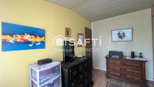 Jolie maison de 5 pièces  avec garage et cave située à Rosenau